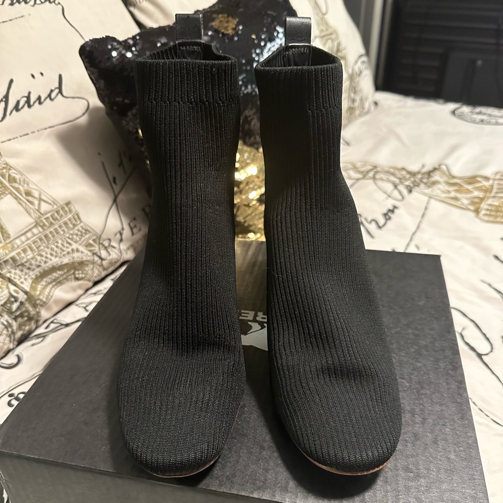 Everlane Glove Boot